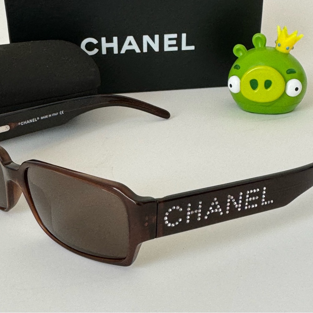 Chanel Square Frame Sunglasses - Picture 4 of 10